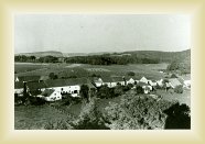 Blick vom Kirchturm um 1950 auf Seiberts * 3514 x 2309 * (2.91MB)